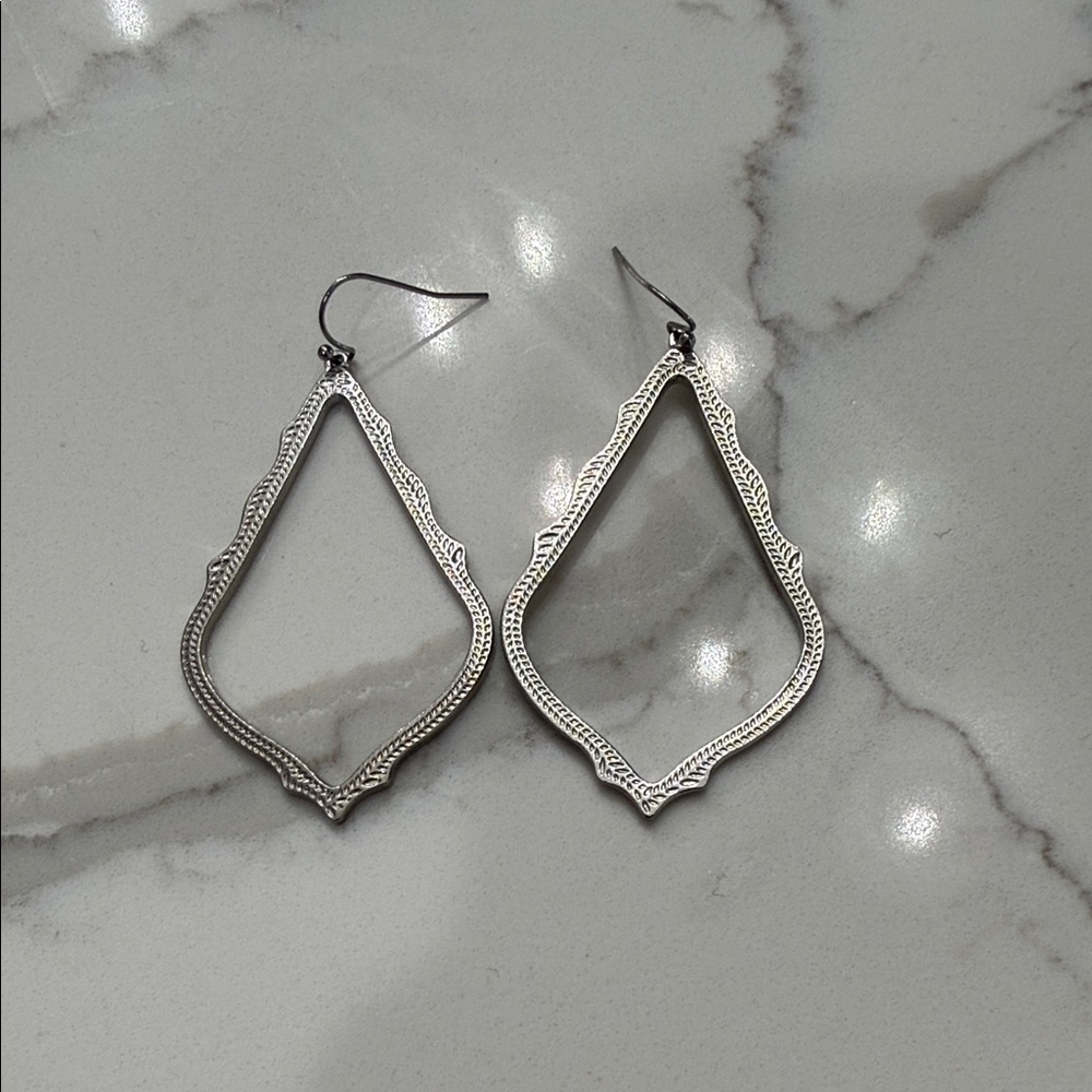 Kendra Scott Sophee Drop Earrings